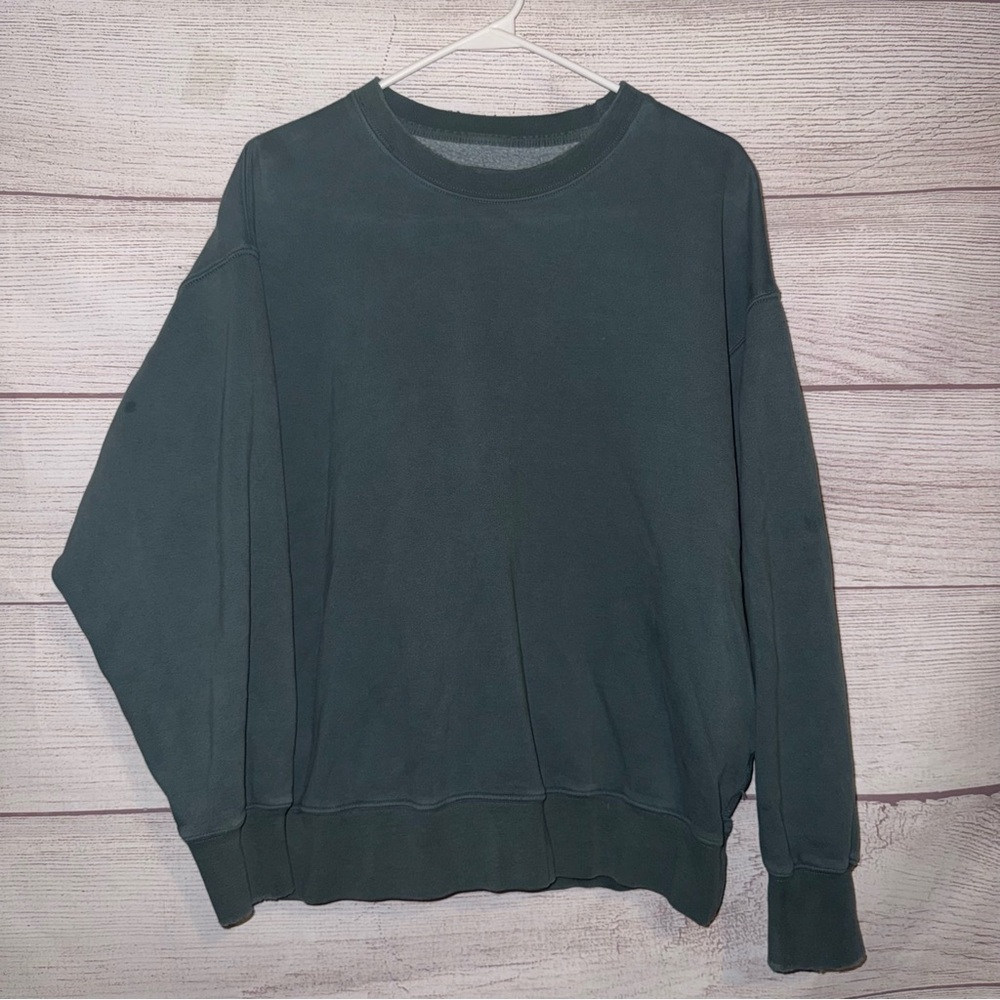 American Eagle Women’s Classic Green Crewneck Sweatshirt